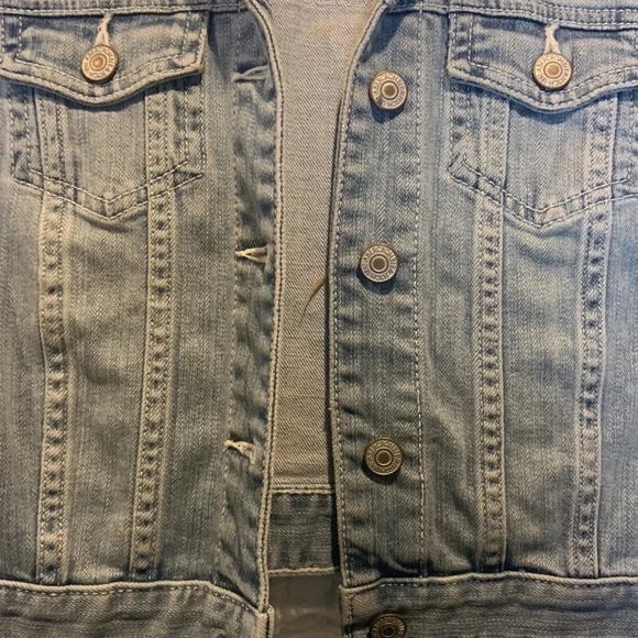 Abercrombie cropped denim jacket - Picture 3 of 6